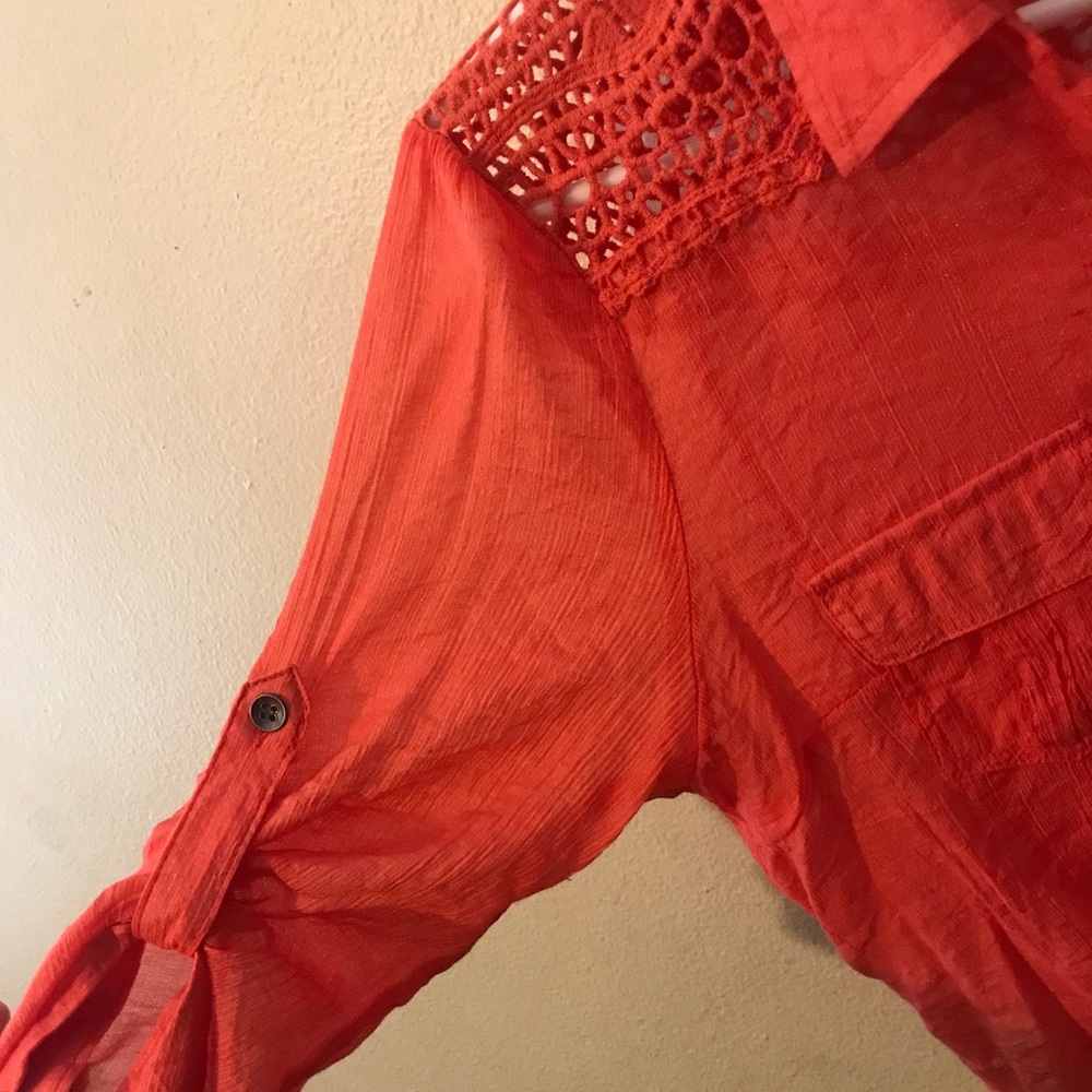 Top - Picture 4 of 4